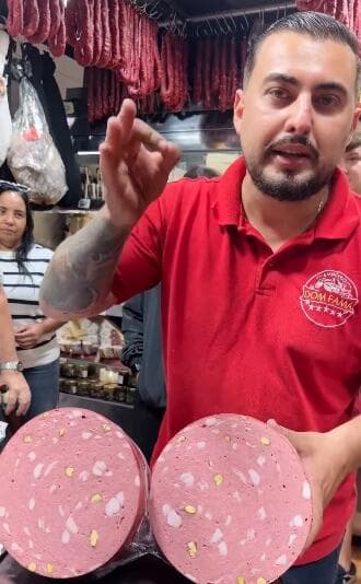 Mortadela Italiana Original com Pistache Peça Inteira (~6kg)